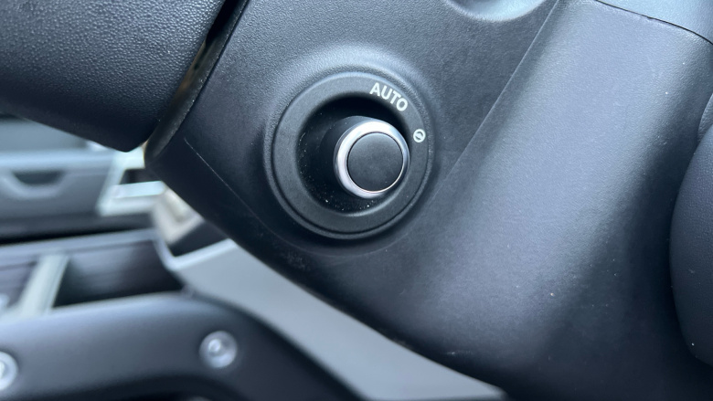 Land Rover Defender 3.0 D250 X-Dynamic HSE 110 5dr Auto Diesel Estate